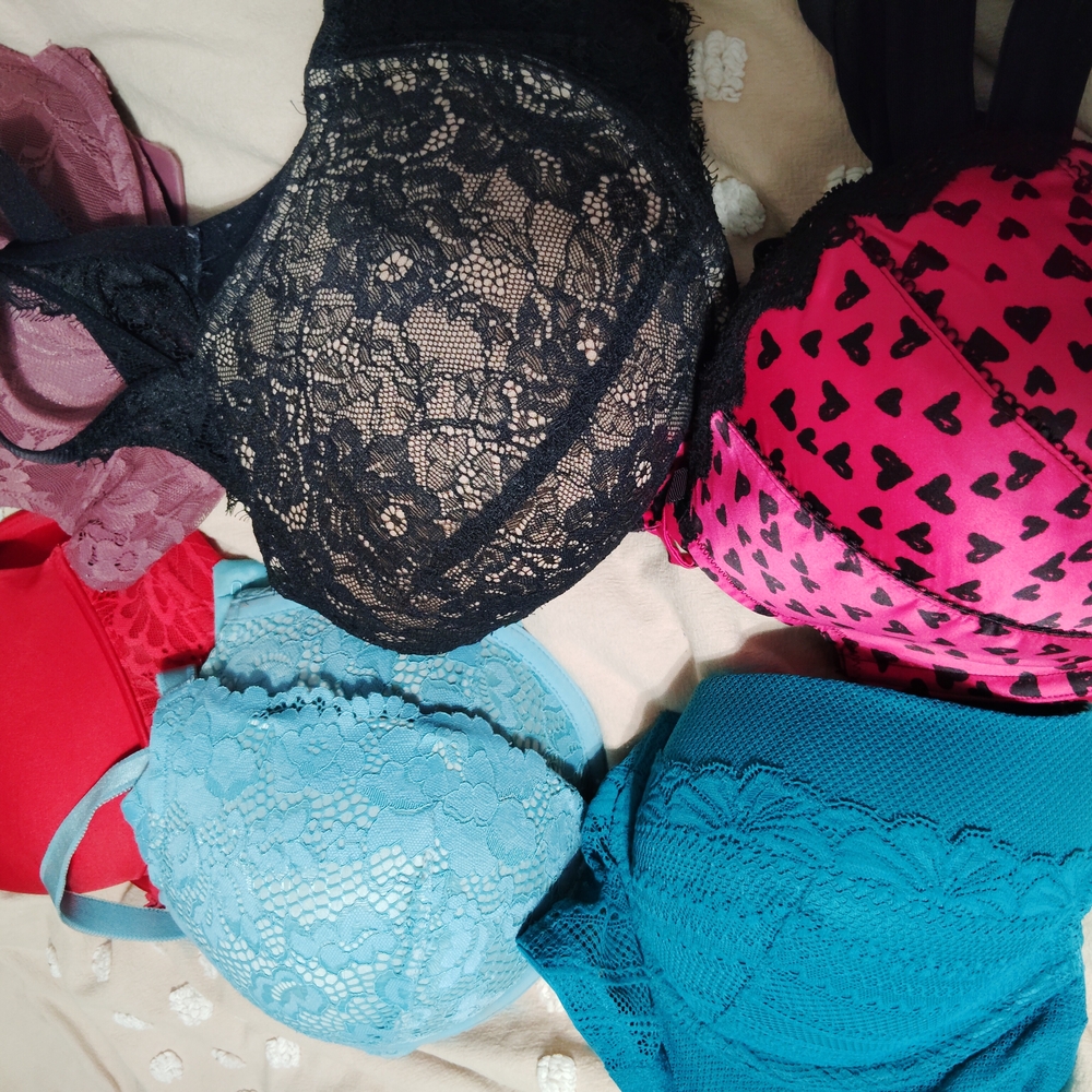 Bundle Of 6 Bras Elegant Black and Pink Lace Bras with Intricate Patterns